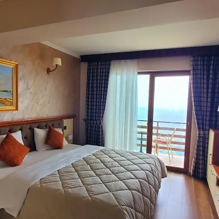 Hotel Panorama 3*